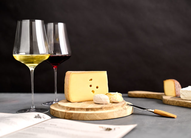 Wein- und Käseschulung einfach geniessen
